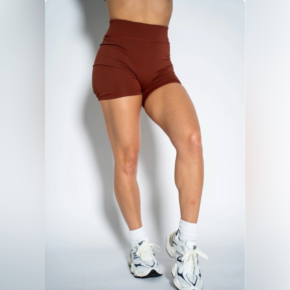 Vital Apparel Resilient Biker Shorts 6” in rust